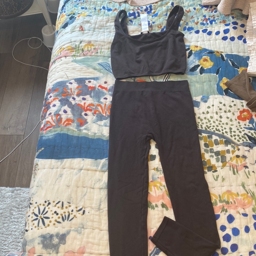 ZARA plush tank/leggings set never worn